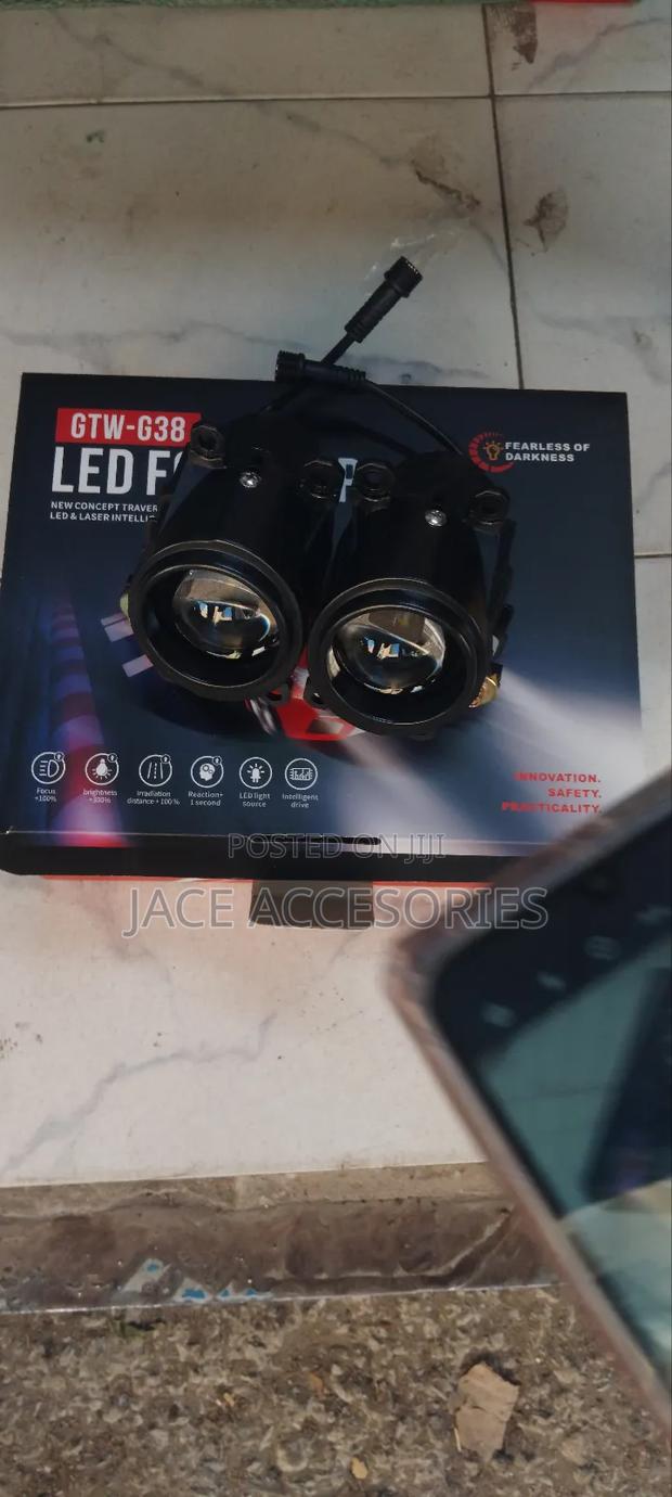 Universal Toyota Fog Light 3 Color - thumbnail 4