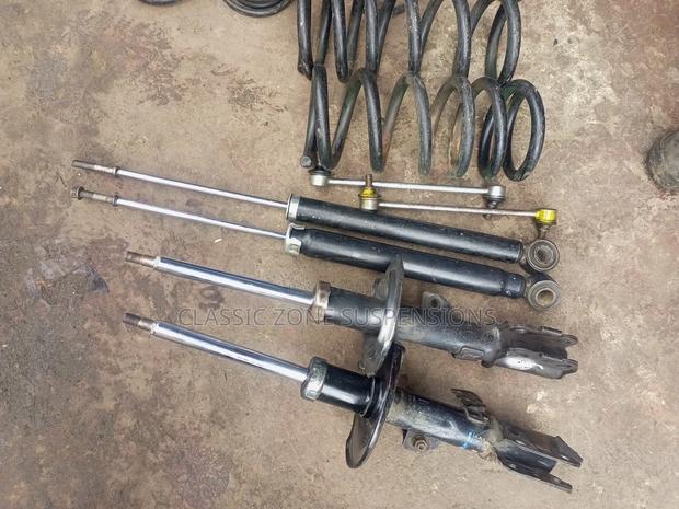 Toyota Noah Shocks, Springs.