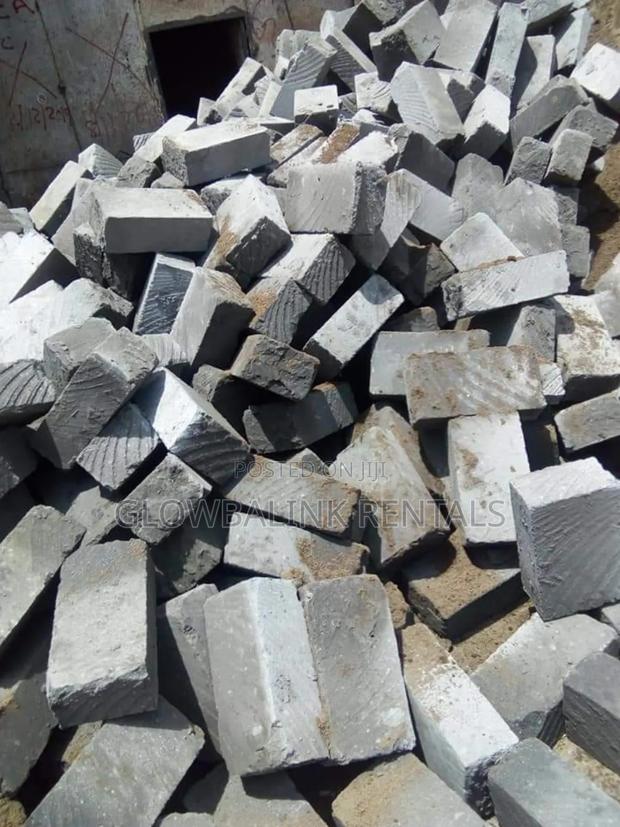 Machine Cut Stones - thumbnail 6