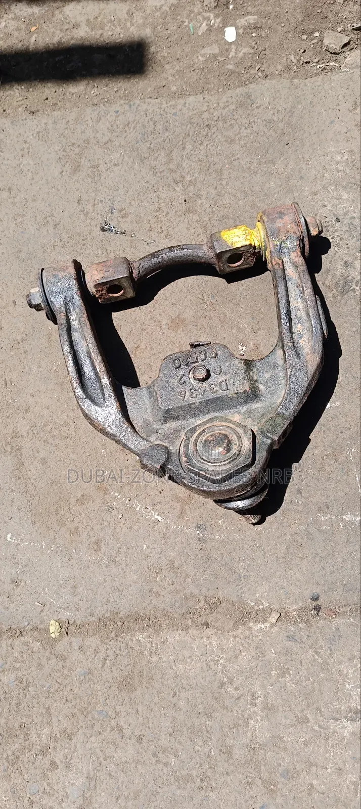 Upper Control Arms Isuzu Elfu.