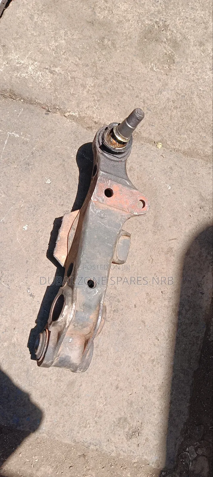 Lower Control Arms Isuzu Elfu.
