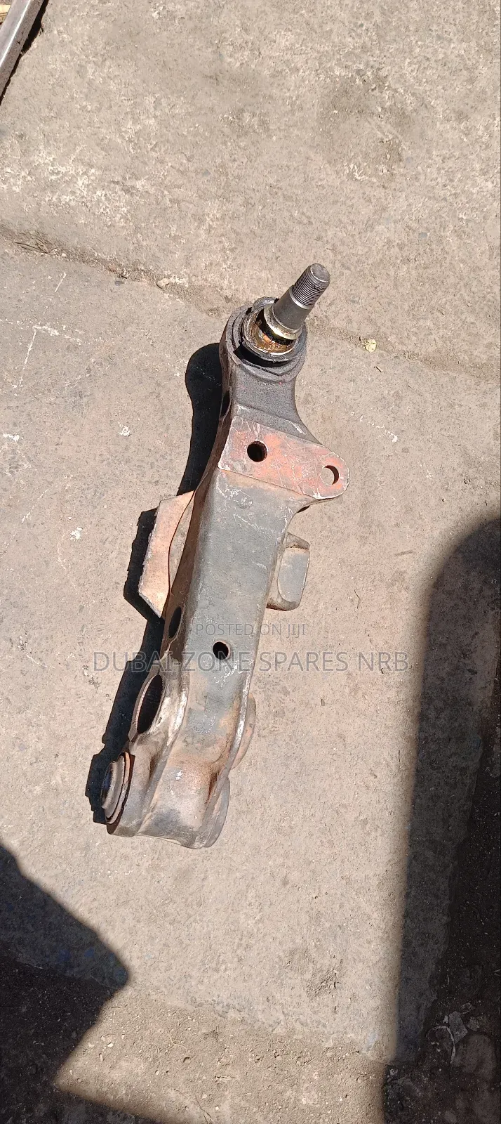 Lower Control Arms Isuzu Elfu.