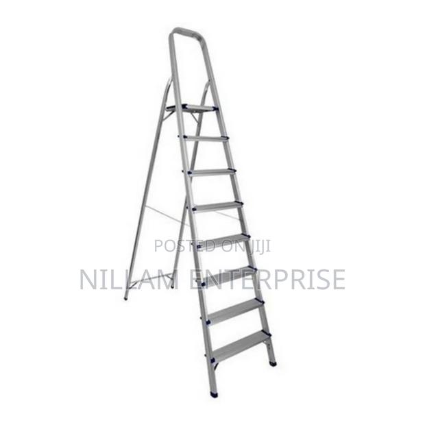 8 Steps Ladder - main view