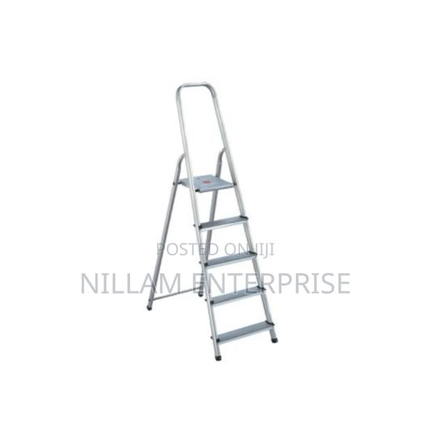 5 Steps Ladder - main view