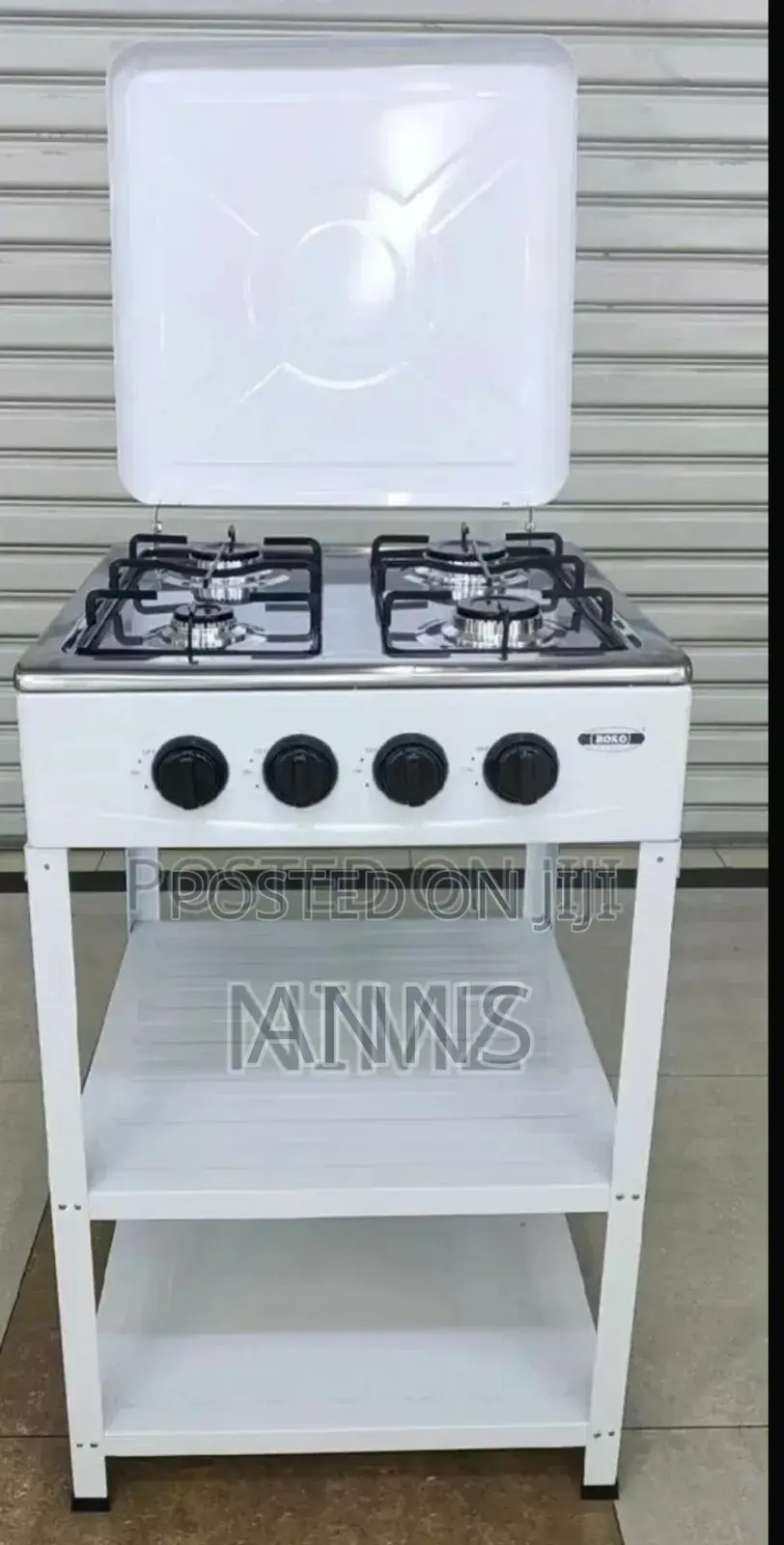 Four Gas Cooker With Shelves