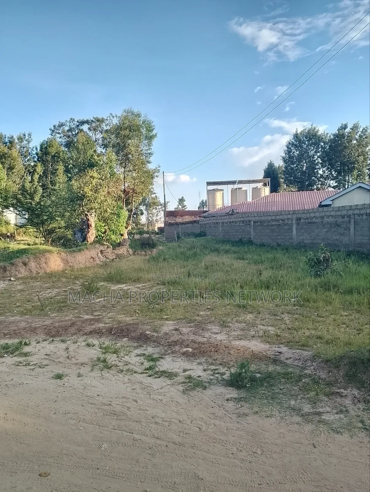 Machakos -Mumbuni Multiple Plots 50by 100,100x100ft , Etc