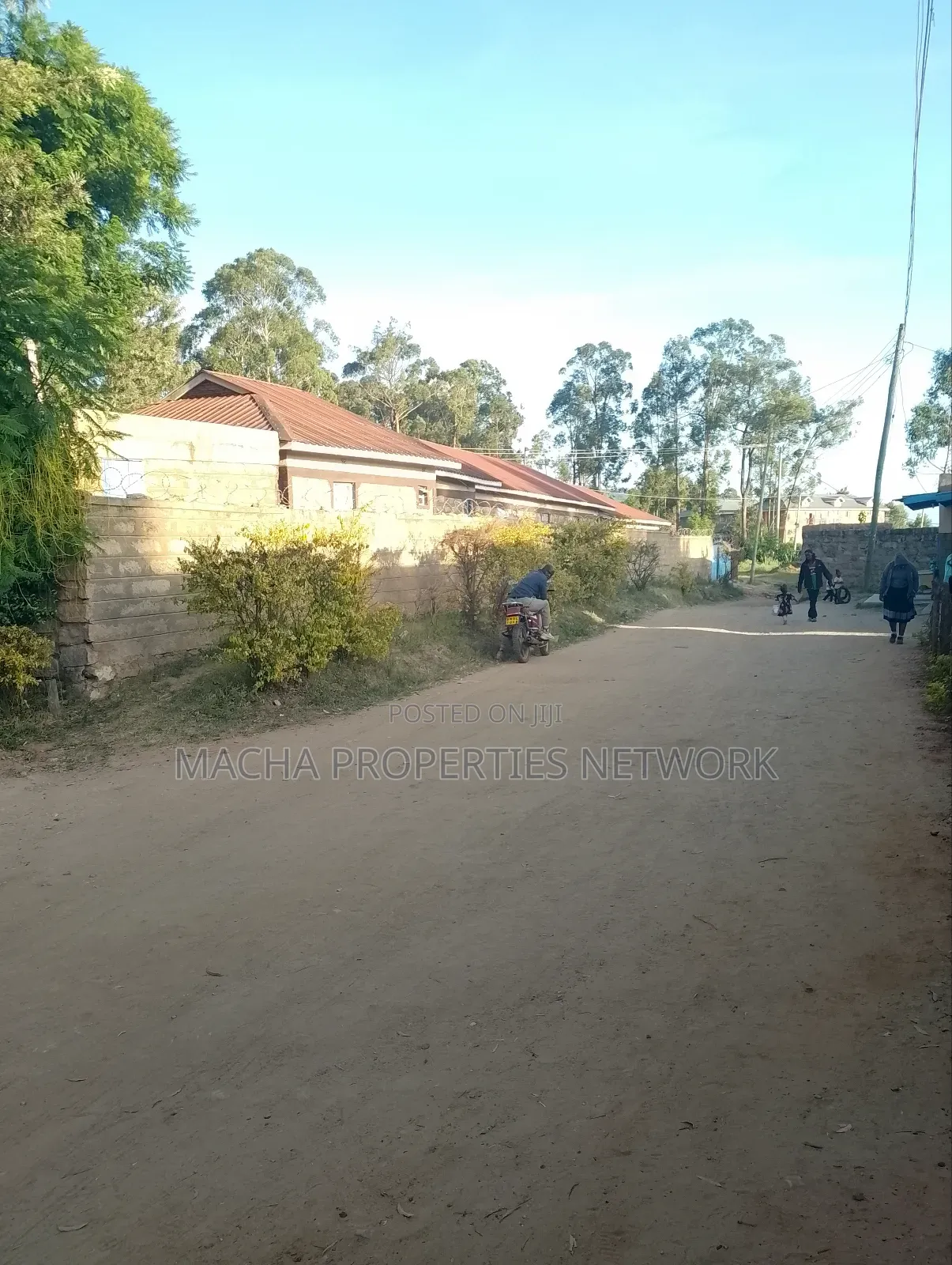 Machakos -Mumbuni Multiple Plots 50by 100,100x100ft , Etc