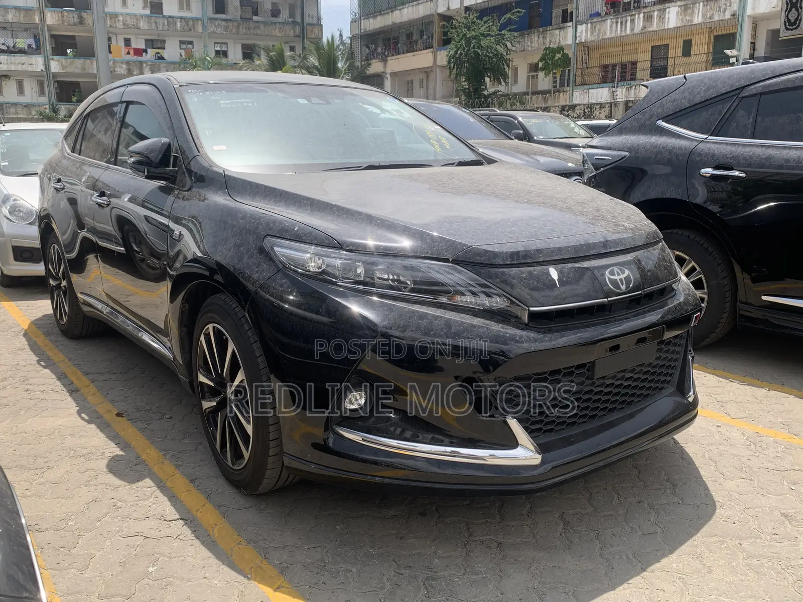 Toyota Harrier 2.0 Turbo 4WD 2017 Black