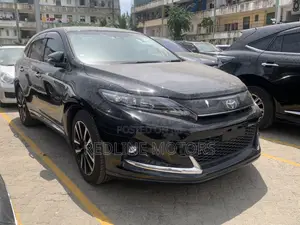 Toyota Harrier 2.0 Turbo 4WD 2017 Black
