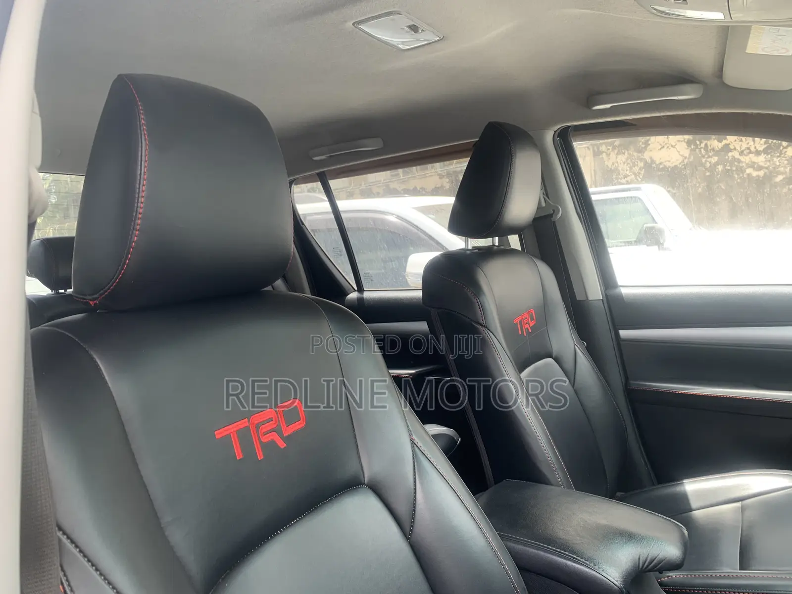 Toyota Hilux SR5+ 4x4 2017 Black