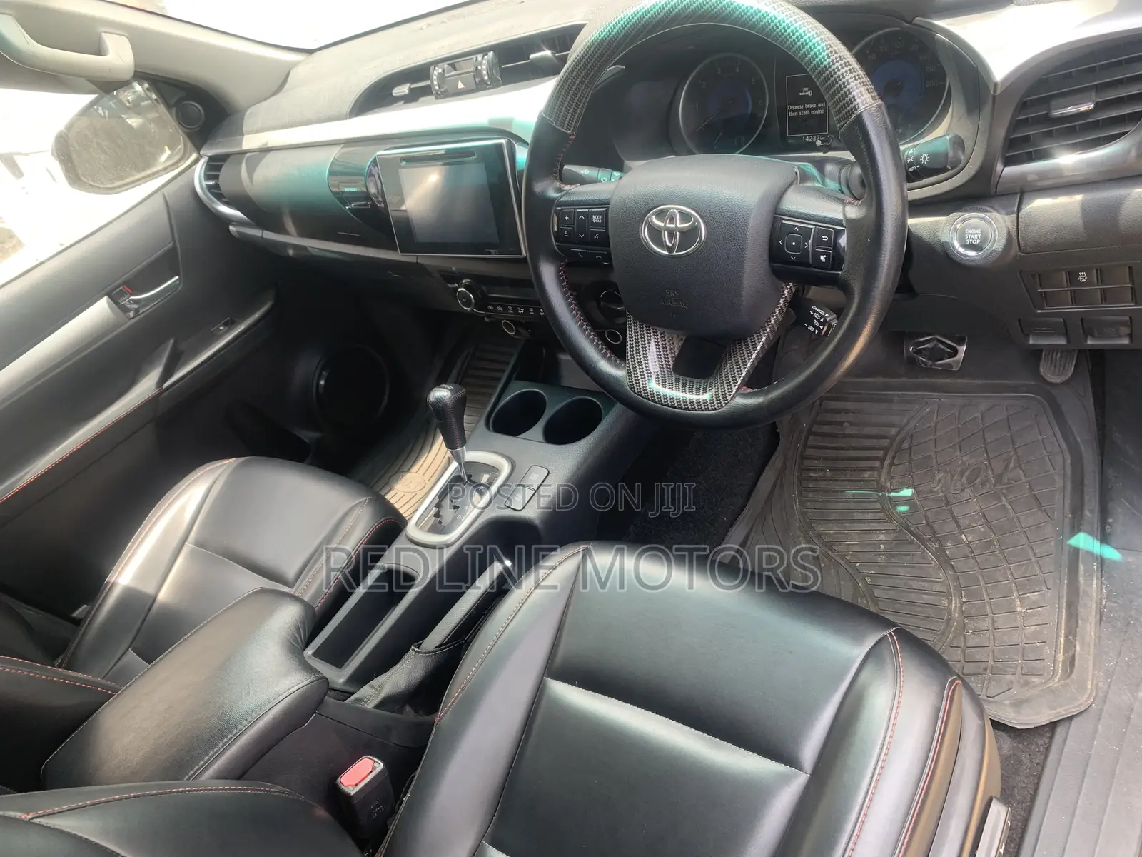 Toyota Hilux SR5+ 4x4 2017 Black