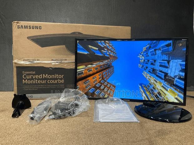 Samsung CF390 24"Inch Essential Curved Monitor