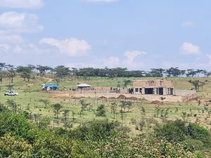 1.5 Acres at Corner Baridi