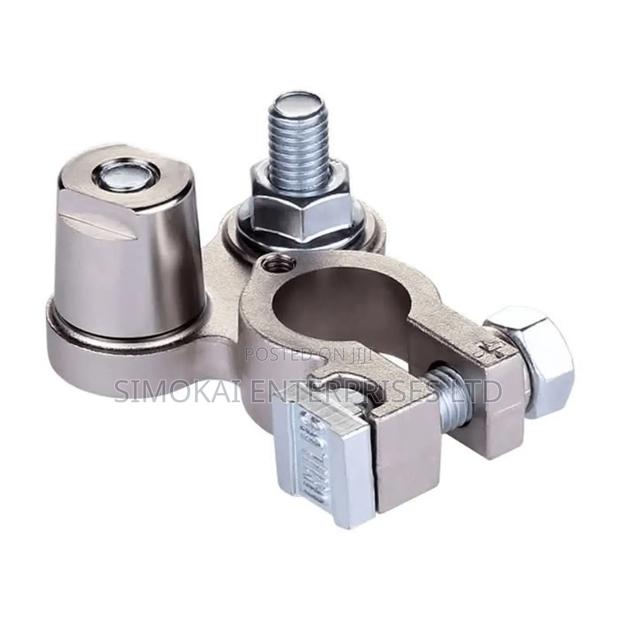 Two Up Unilug Battery Terminal Lugs (+Ve OR -ve).