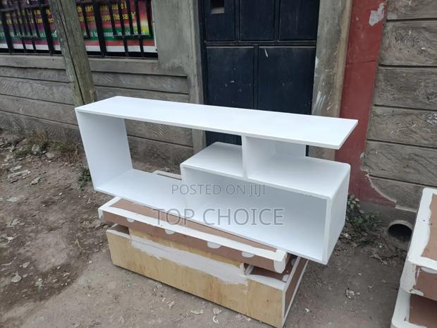 Tv Stands (White). - main view