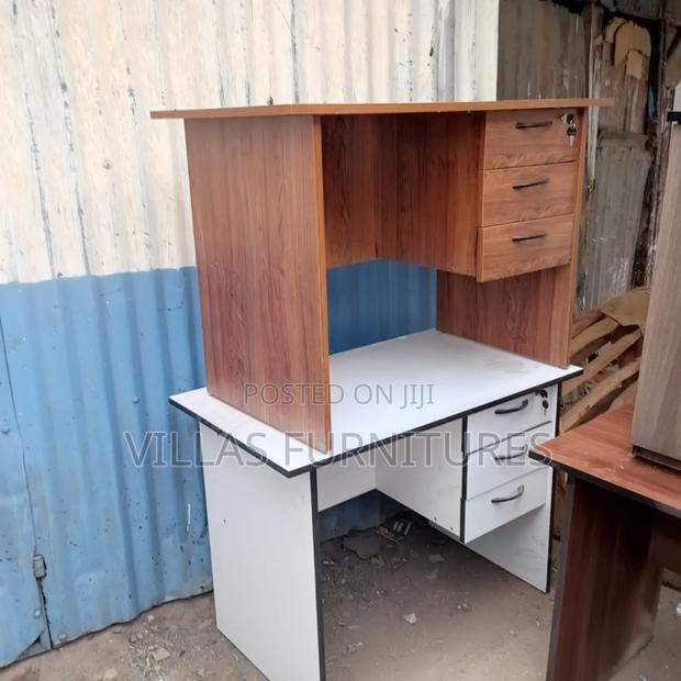 Urban Studying Desks