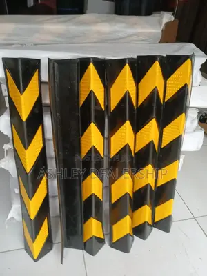 Parking Pillar Rubber Corner/Rubber Corner Guard