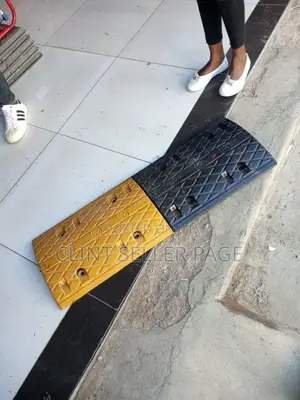 Rubber Speed Bumb.