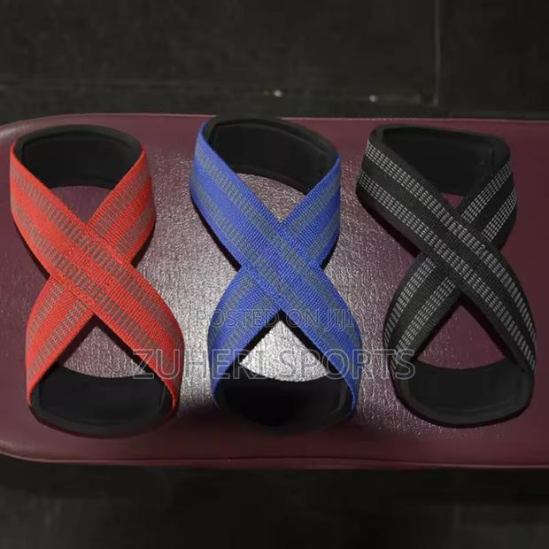 Figure 8 Lifting Straps for Deadlifts Squats Heavy Lifting