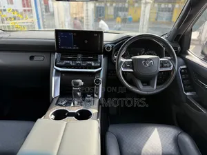 Toyota Land Cruiser 3.5 Petrol 4WD 2021 Black