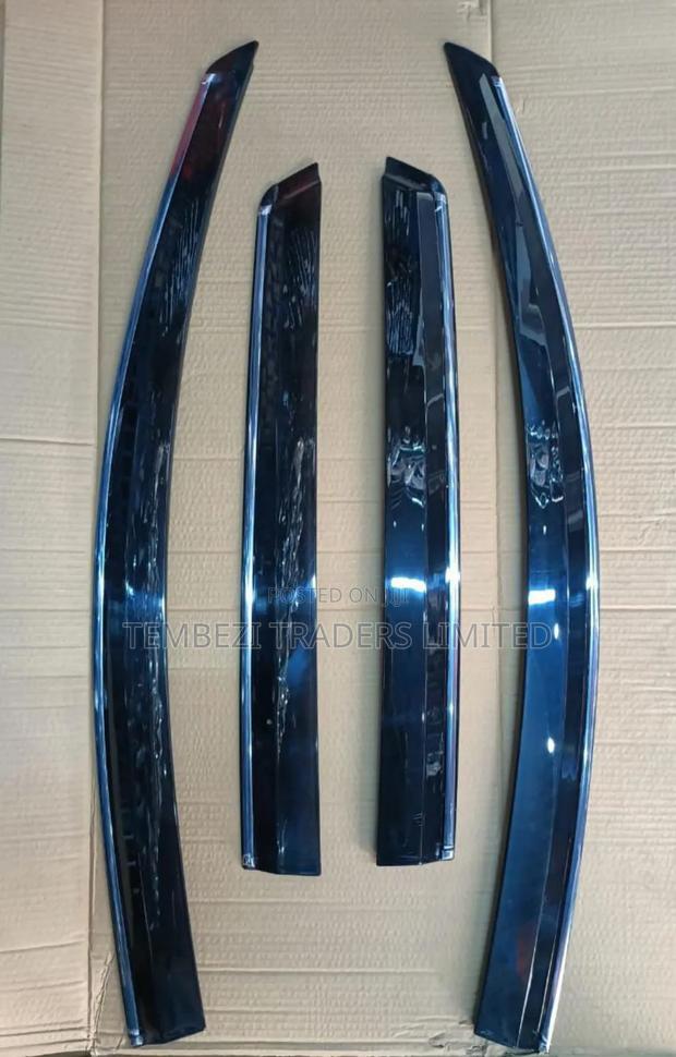 Original Windbreakers/Visor Nissan Note