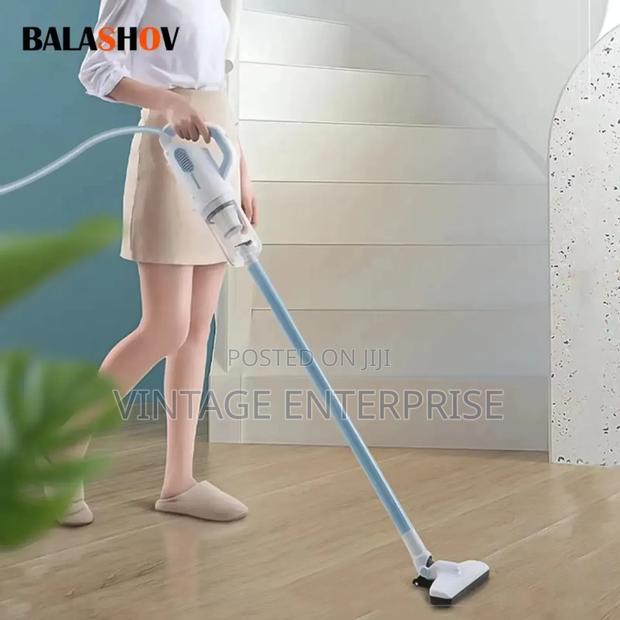 Corded Vaccum Cleaner