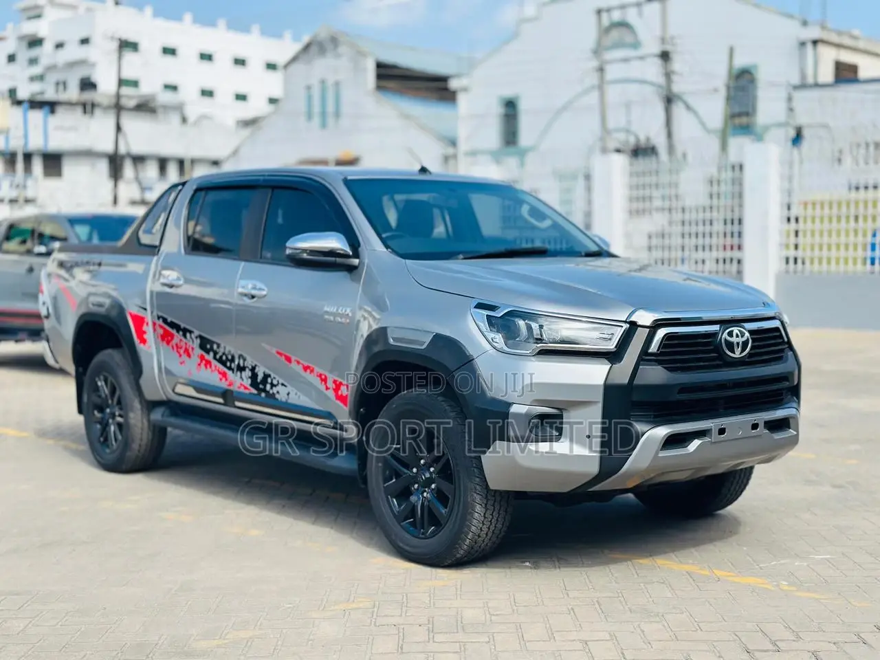 Toyota Hilux Revo Double Cab Deisel 2.8 AWD 2017 Silver