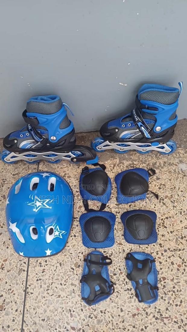 Full Set Skates Shoes - main view