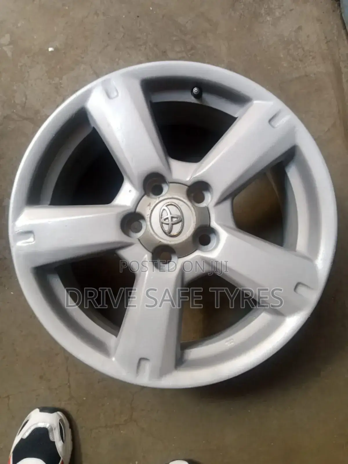 17 Inch Ex Japan RAV Original Rim Silver