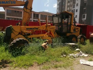 Excavators, Backhoe, Wheeloader, Bobcat And Grader For Hire