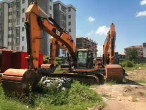Excavators, Backhoe, Wheeloader, Bobcat And Grader For Hire