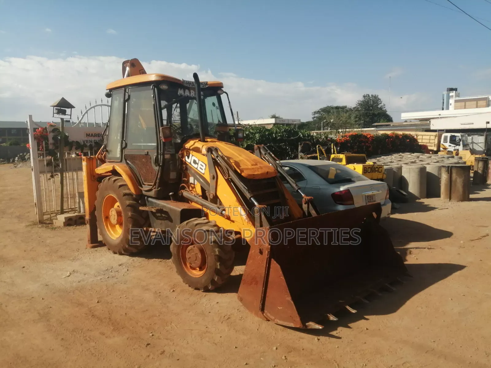 Excavators, Backhoe, Wheeloader, Bobcat And Grader For Hire