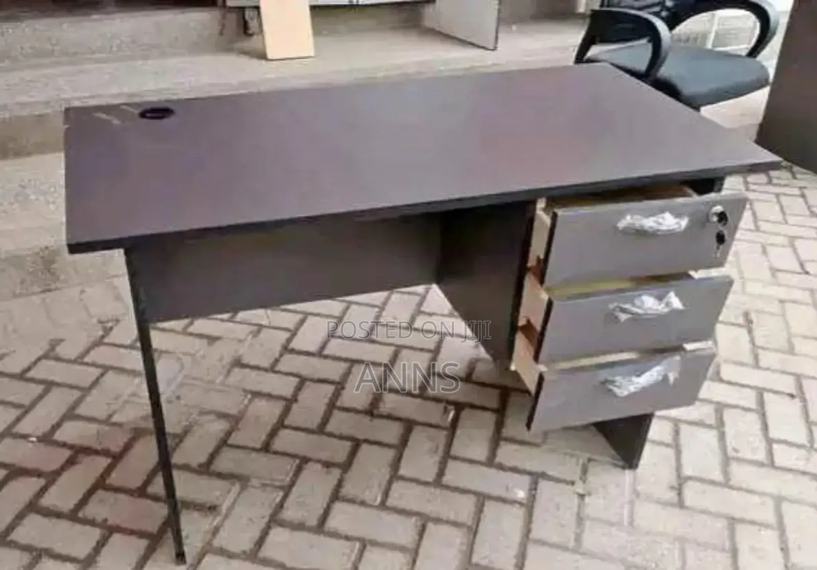 Comfortable Office Desk