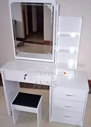 Dressing Table With Sliding Mirror ~ White