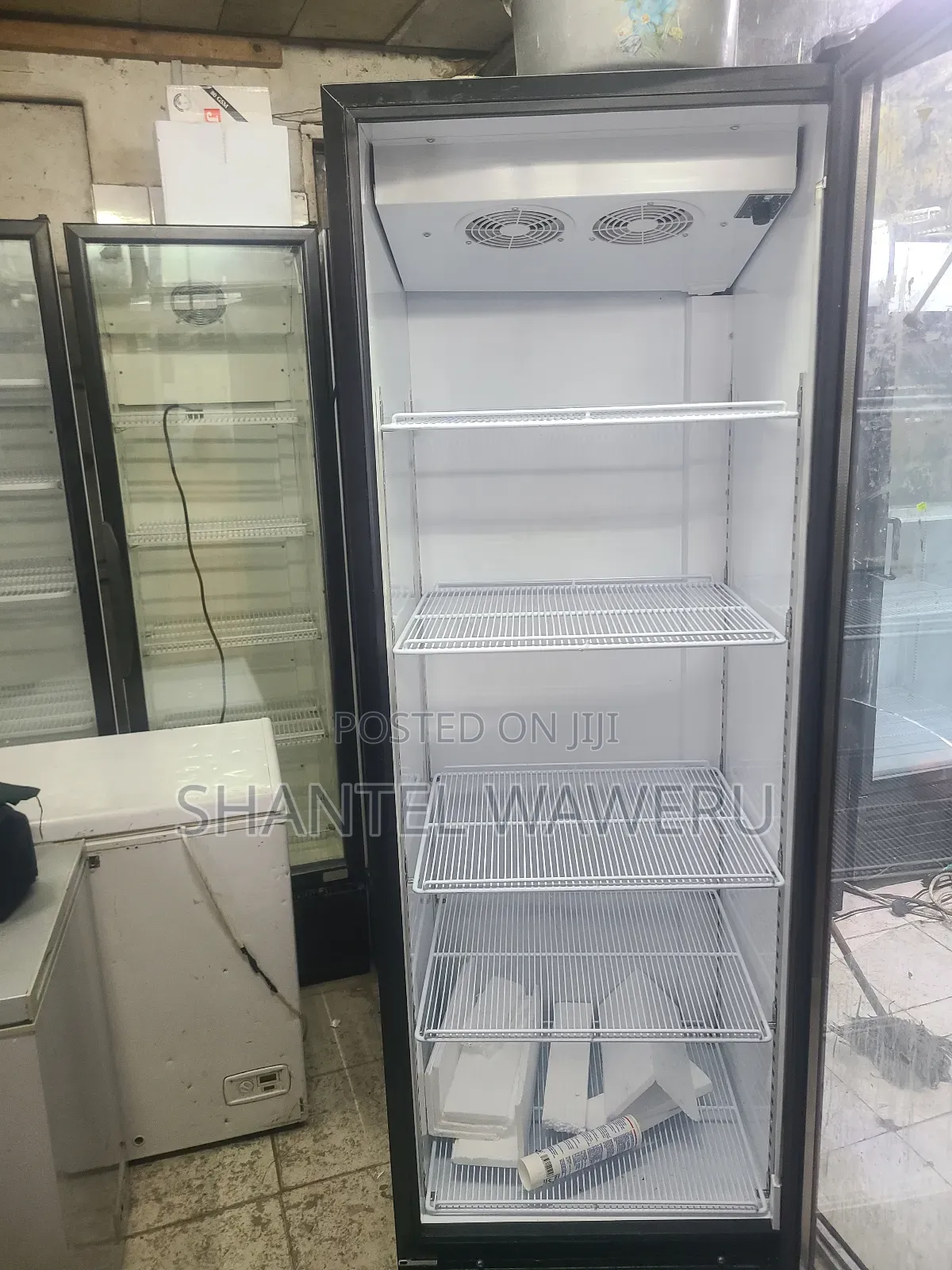 Showcase Refrigerator Display Fridge 600litres