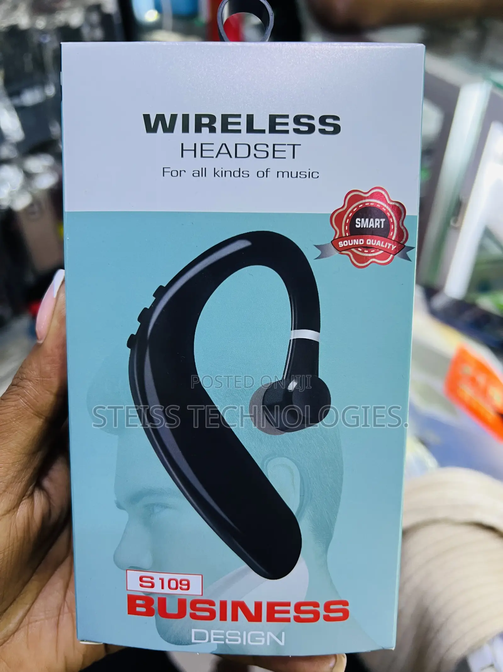 S109 Wireless Headsets.