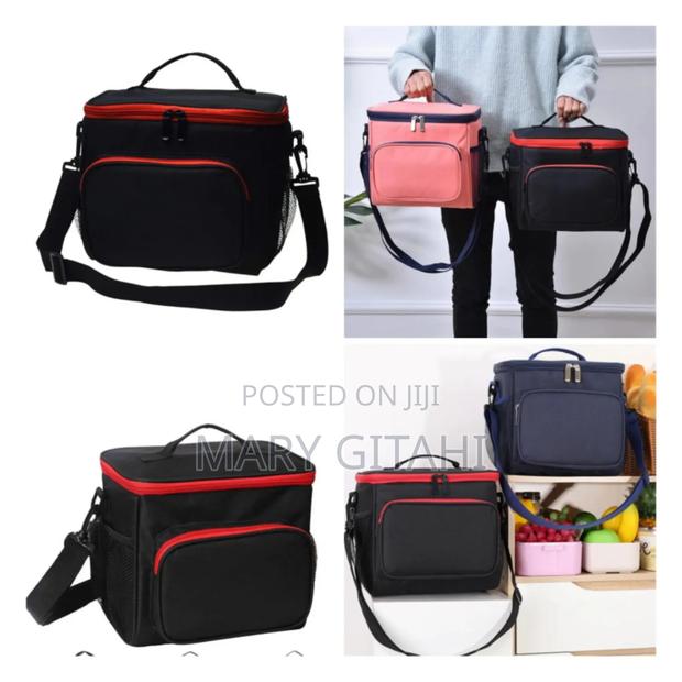Large Portable Insulated Lunch Bag ** - main view