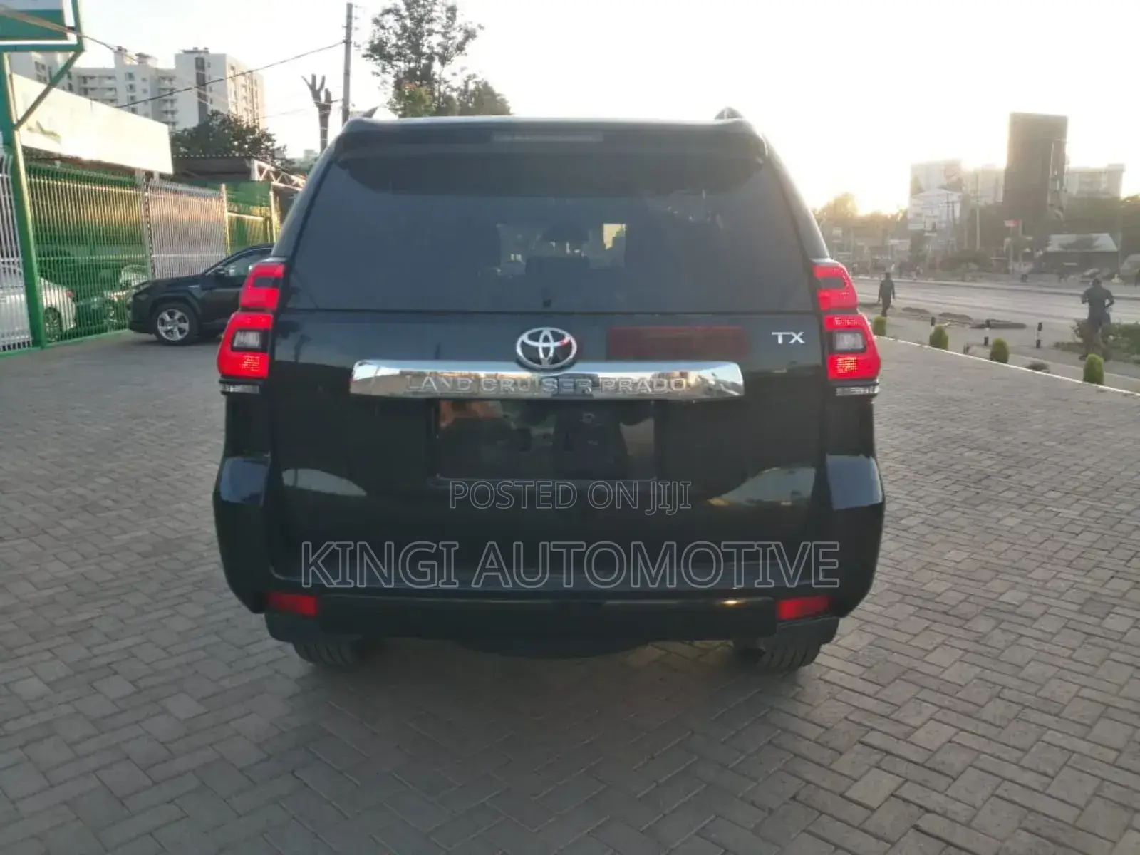 Toyota Land Cruiser Prado 2.8 2018 Black
