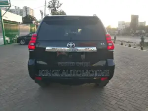 Toyota Land Cruiser Prado 2.8 2018 Black