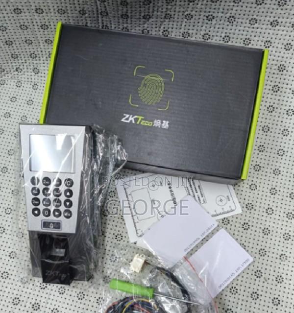 //Zk-Teco F18-Hid Standalone Biometric Card Reader - main view