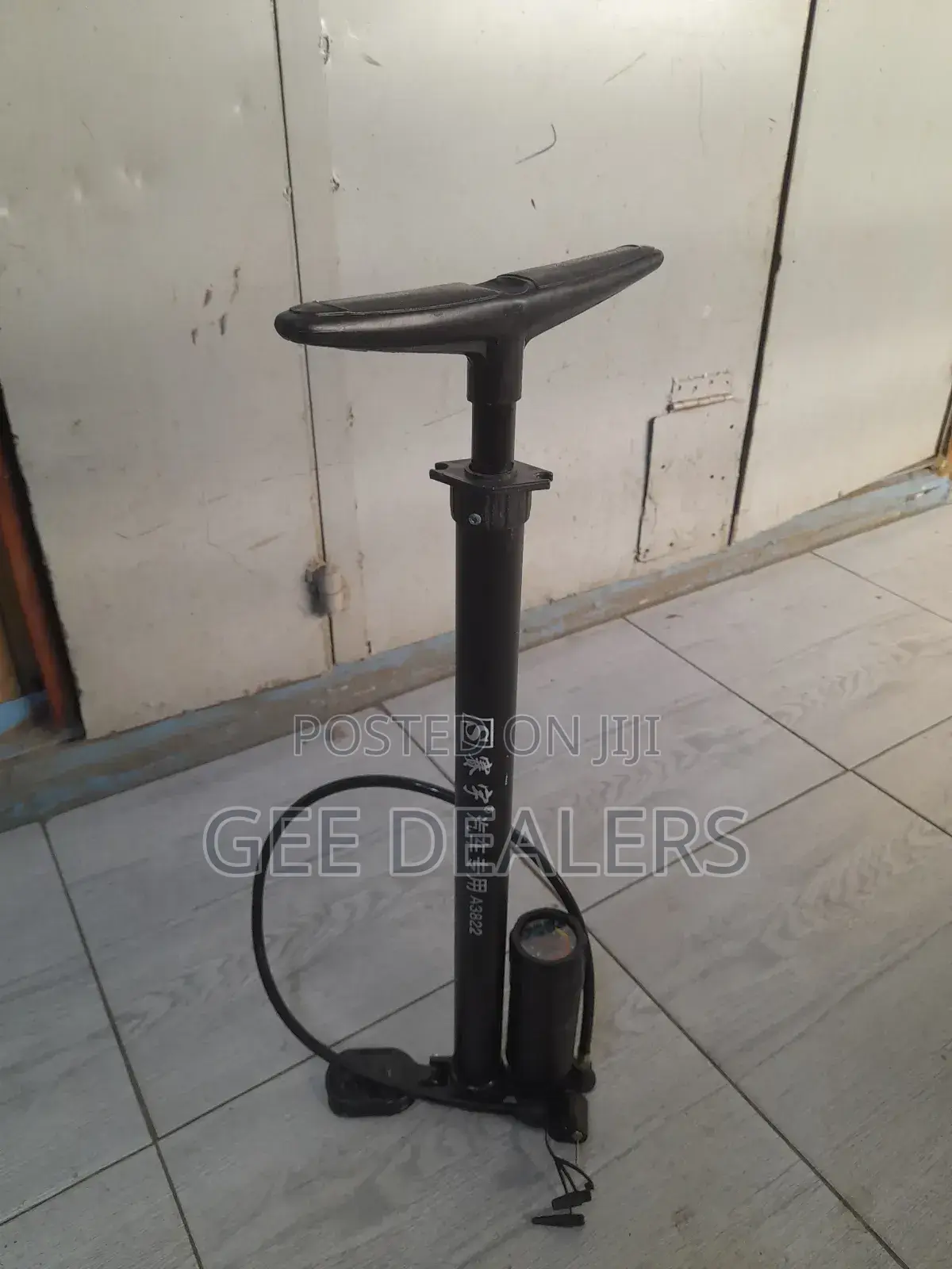 Quality Ball Pressure Pump With Pedal and Gauge