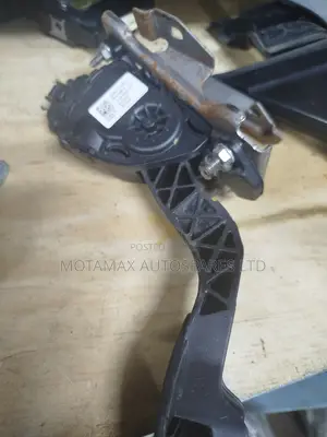 Suzuki Swift Accelerator Pedal Sensor