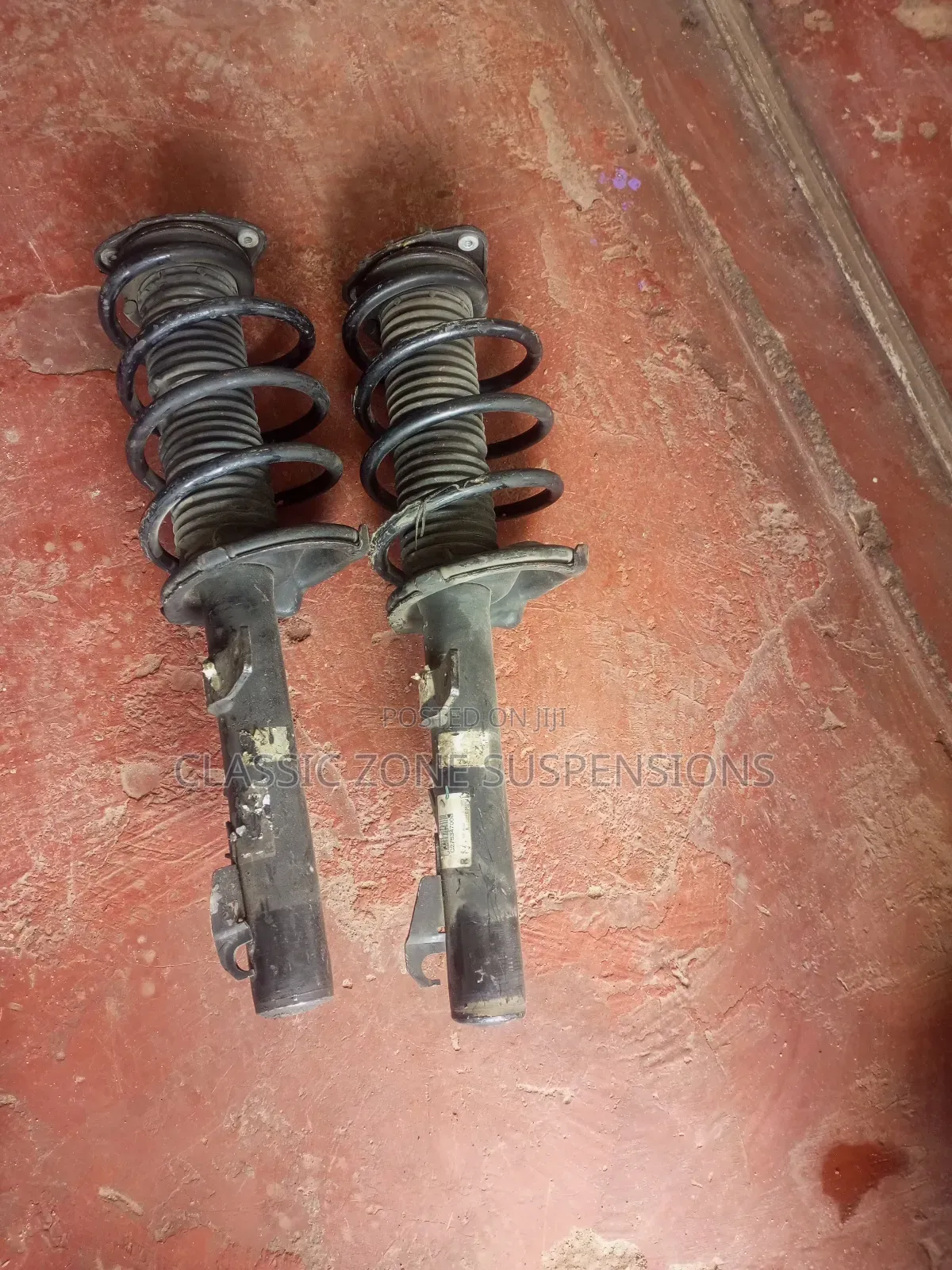 Mazda Premacy 4wd Shocks.