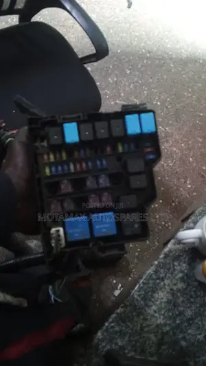 Mazda Demio Dej Fusebox