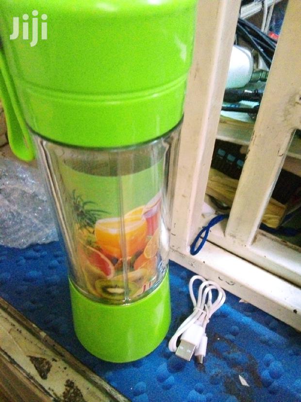 Portable Juice Blender - thumbnail 2