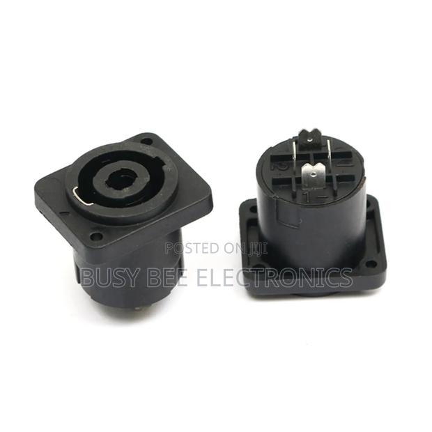 Speak on 4 Pole Connectors