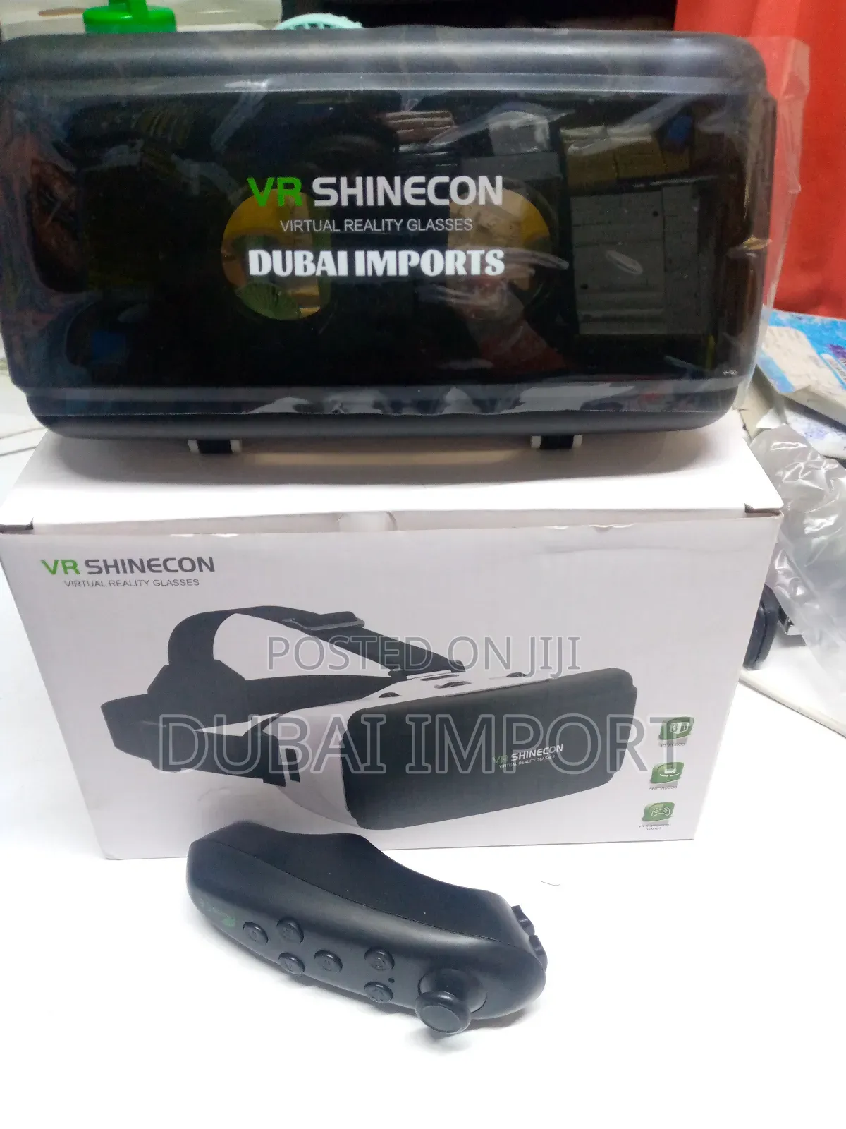 Virtual Reality Headset With Remote Control