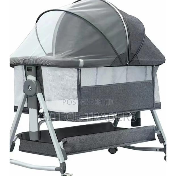Co-Sleeper Bassinets