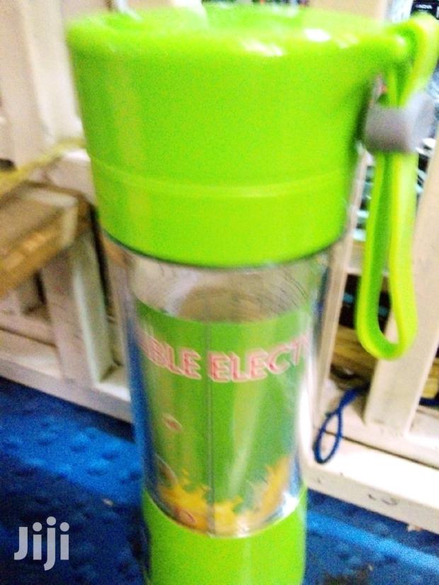 Portable Juice Blender - thumbnail 2