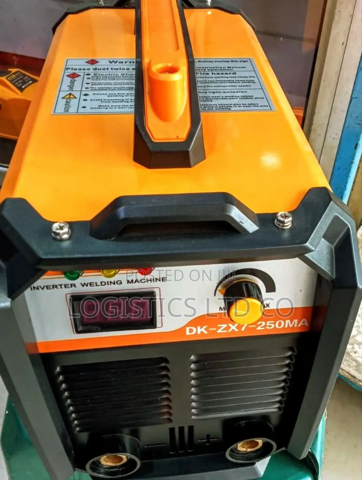 Dera Welding Machine 250A